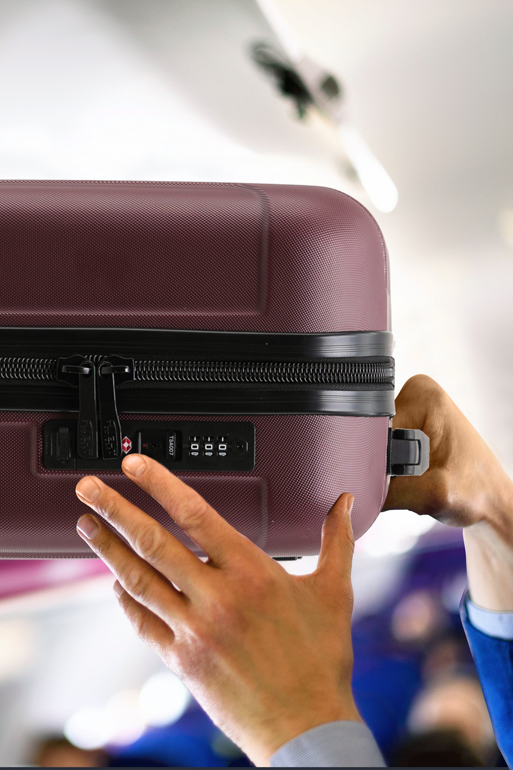 45x36x20cm CURVE Cabin Carry on Case