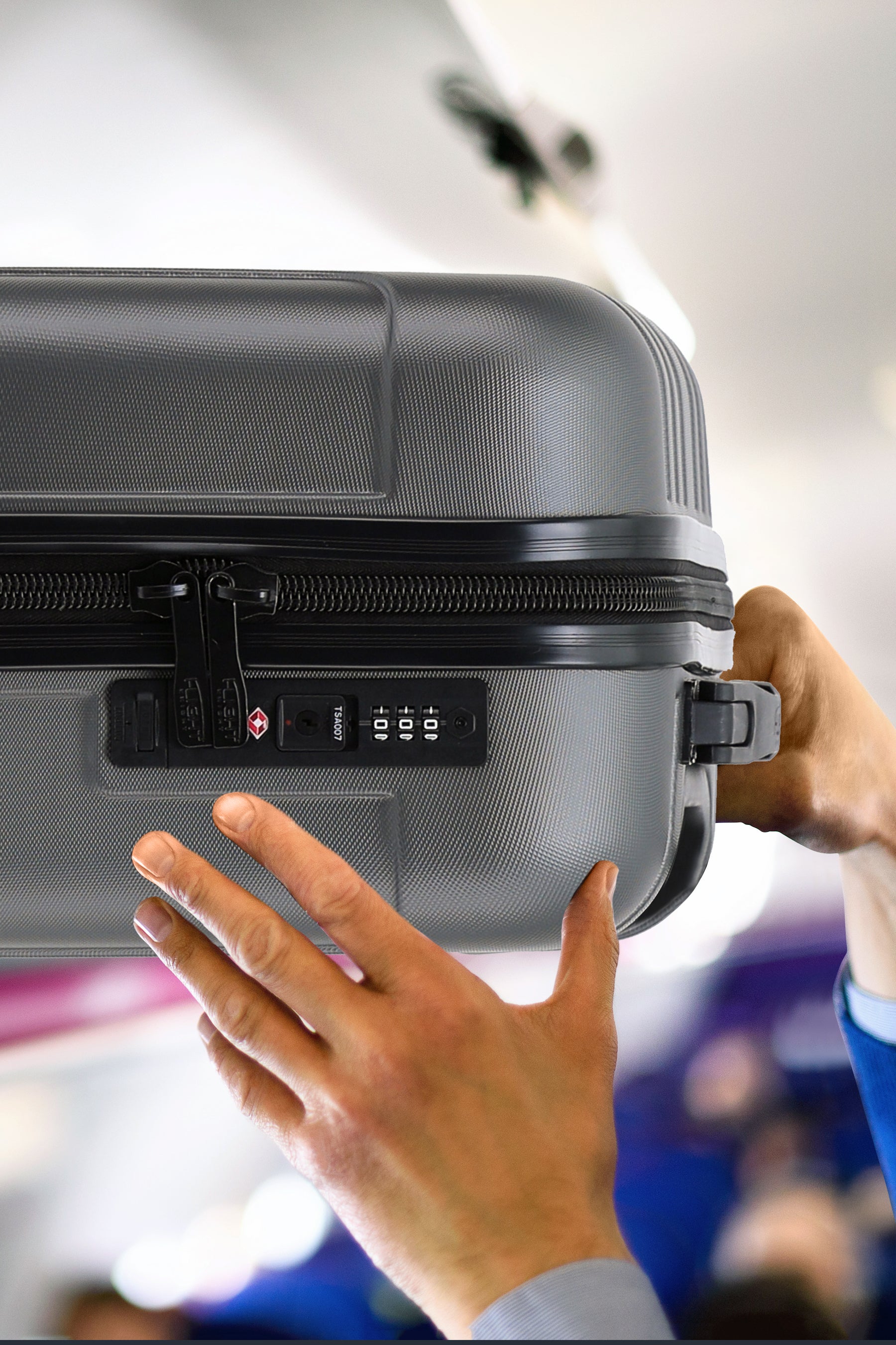 55x40x20cm CURVE Cabin Carry on Case