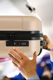 55x40x20cm CURVE Cabin Carry on Case
